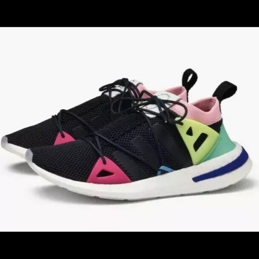 ❌SOLD❌Excellent condition Adidas Arkyn shoes.